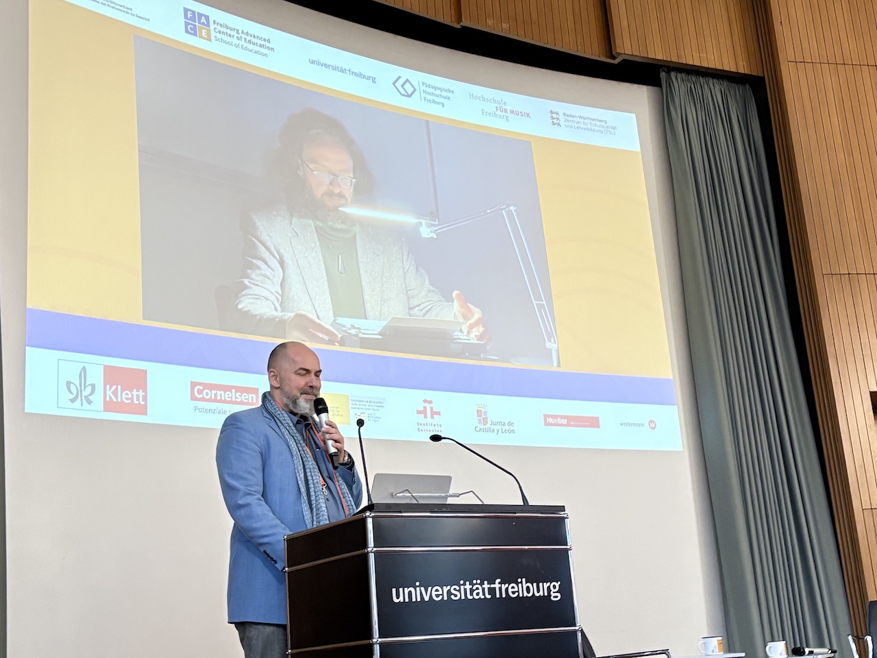 Stefan Pfänder beim Konferenzschluss